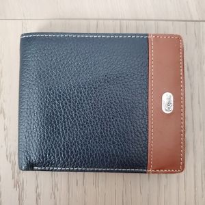 Lacoste wallet, NWOT